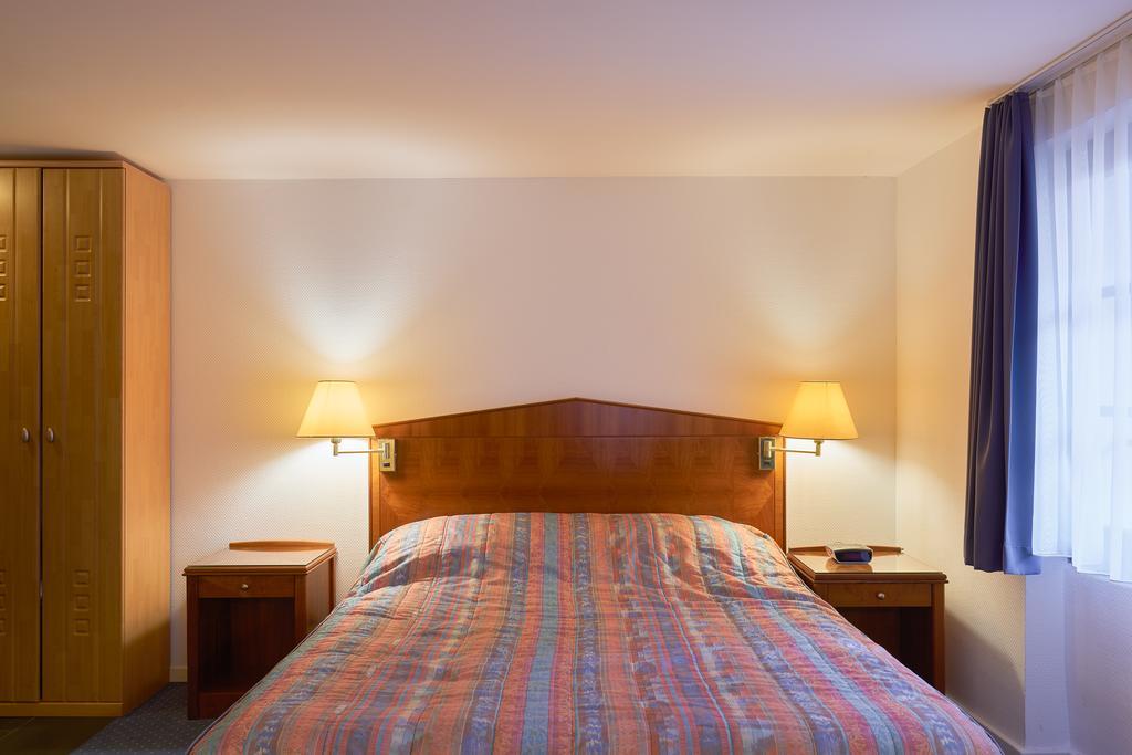 Hotel Hine Adon Fribourg Buitenkant foto
