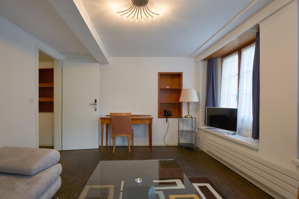 Hotel Hine Adon Fribourg Buitenkant foto